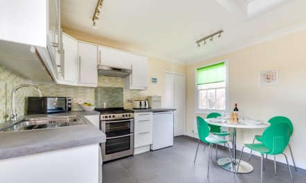 3 Bed in Woodbridge 1