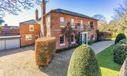 6 Bed in Orford 9