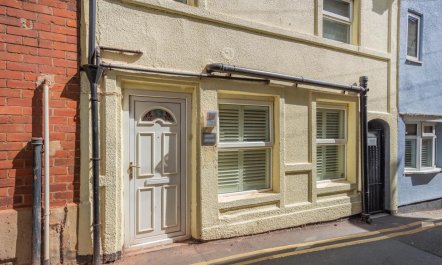 3 Bed in Whitby 2