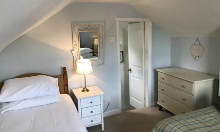 3 Bed in Whitby 9