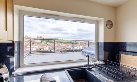 3 Bed in Whitby 4