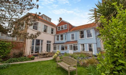 6 Bed in Southwold