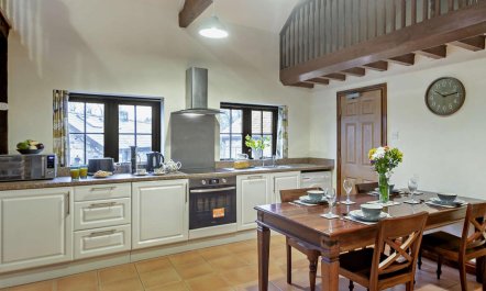 2 Bed in Llanfairpwllgwyngyll 2