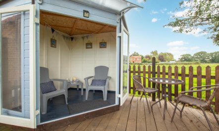 1 Bed in Banningham 8