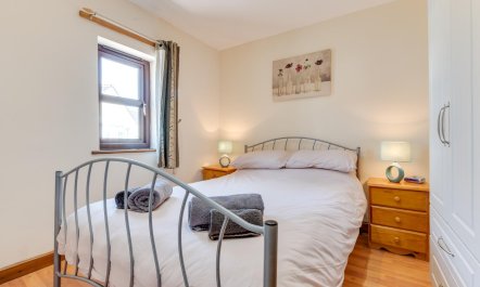 2 Bed in Tenby 5