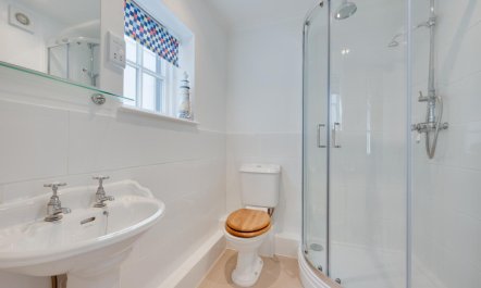 2 Bed in Southwold 7