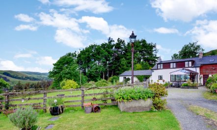 3 Bed in Llanidloes 7