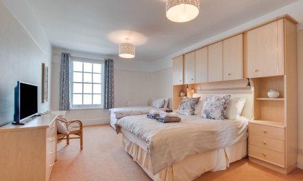 3 Bed in Dartmouth 5