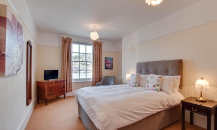 3 Bed in Dartmouth 6