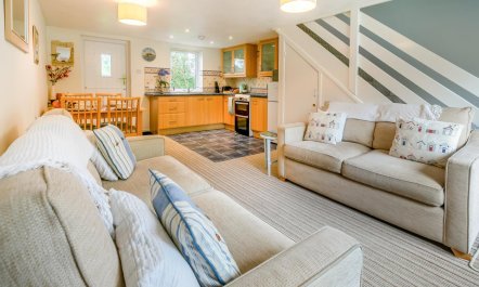 2 Bed in Penzance 7