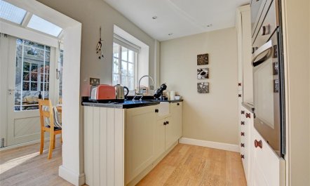 2 Bed in North Creake 4