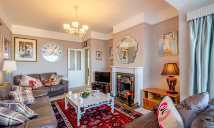 4 Bed in Overstrand 9