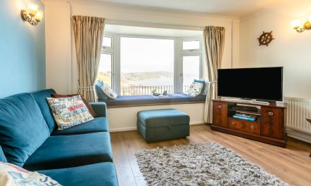 2 Bed in Looe 7
