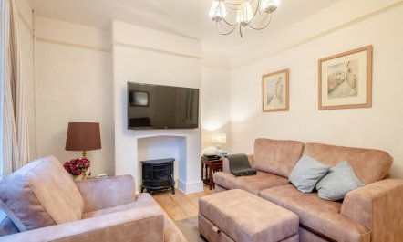 2 Bed in East Runton 1