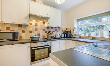 2 Bed in East Runton 4