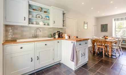 4 Bed in St. Mawgan 2