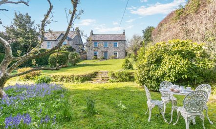 4 Bed in St. Mawgan 1
