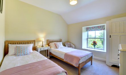 4 Bed in St. Mawgan 8