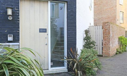 1 Bed in Southwold 9