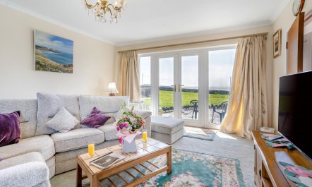 3 Bed in Southerndown 2