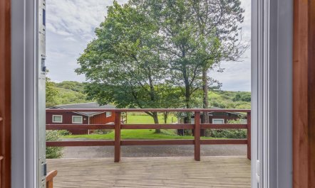 3 Bed in Broad Haven 9