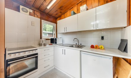 3 Bed in Broad Haven 2