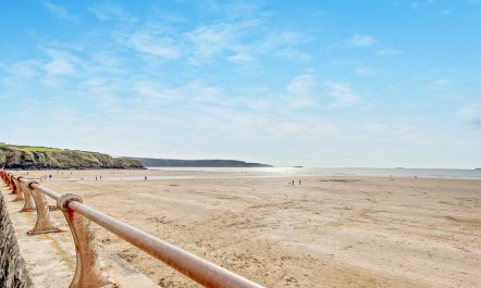 3 Bed in Broad Haven 2