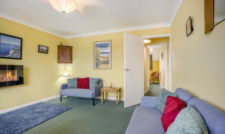 2 Bed in Swanage 9