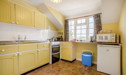 2 Bed in Swanage 3