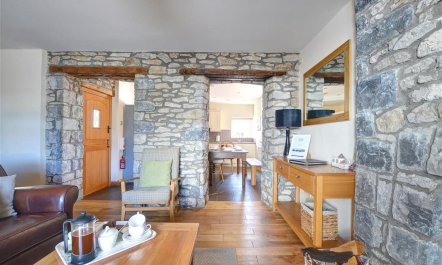 3 Bed in Southerndown 4