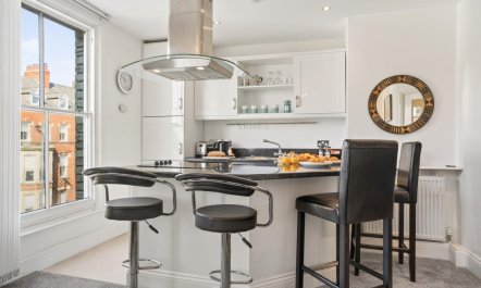 2 Bed in Whitby 1