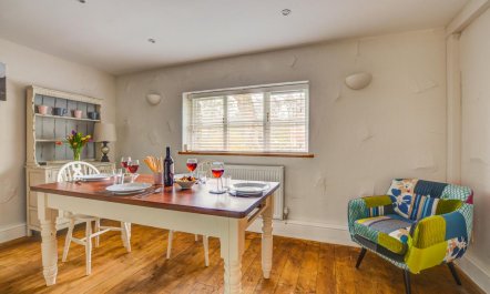 3 Bed in Llanrhychwyn 3