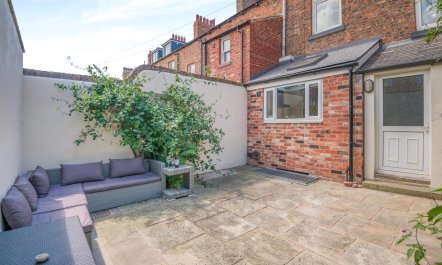 4 Bed in Whitby 2