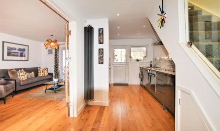 2 Bed in Padstow 1