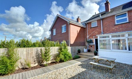 2 Bed in Padstow 5