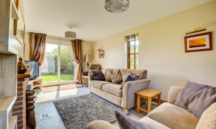 3 Bed in Burnham Market 1