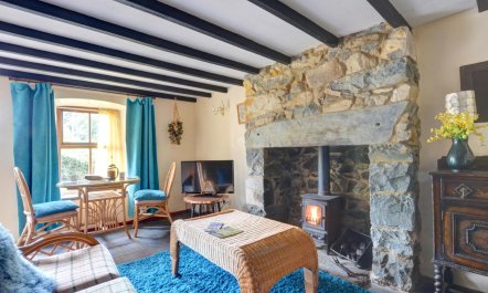 1 Bed in Blaenau Ffestiniog 2