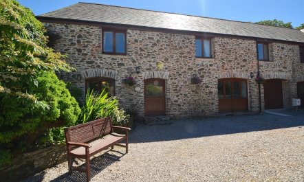 4 Bed in Slapton,