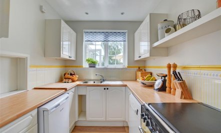 3 Bed in Burnham Deepdale 5