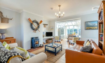 3 Bed in Burnham Deepdale