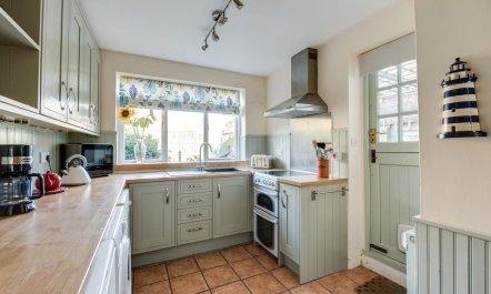 4 Bed in Southwold 3