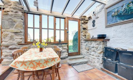 2 Bed in Scarborough 2