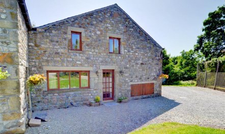 6 Bed in Tosside Near Settle