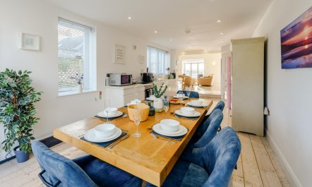 4 Bed in Instow 8