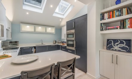 4 Bed in Kingswear 9