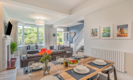 4 Bed in Kingswear 7