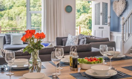 4 Bed in Kingswear 8