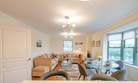 2 Bed in Broad Haven 3