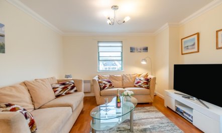 2 Bed in Broad Haven 6