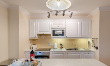 2 Bed in Broad Haven 9